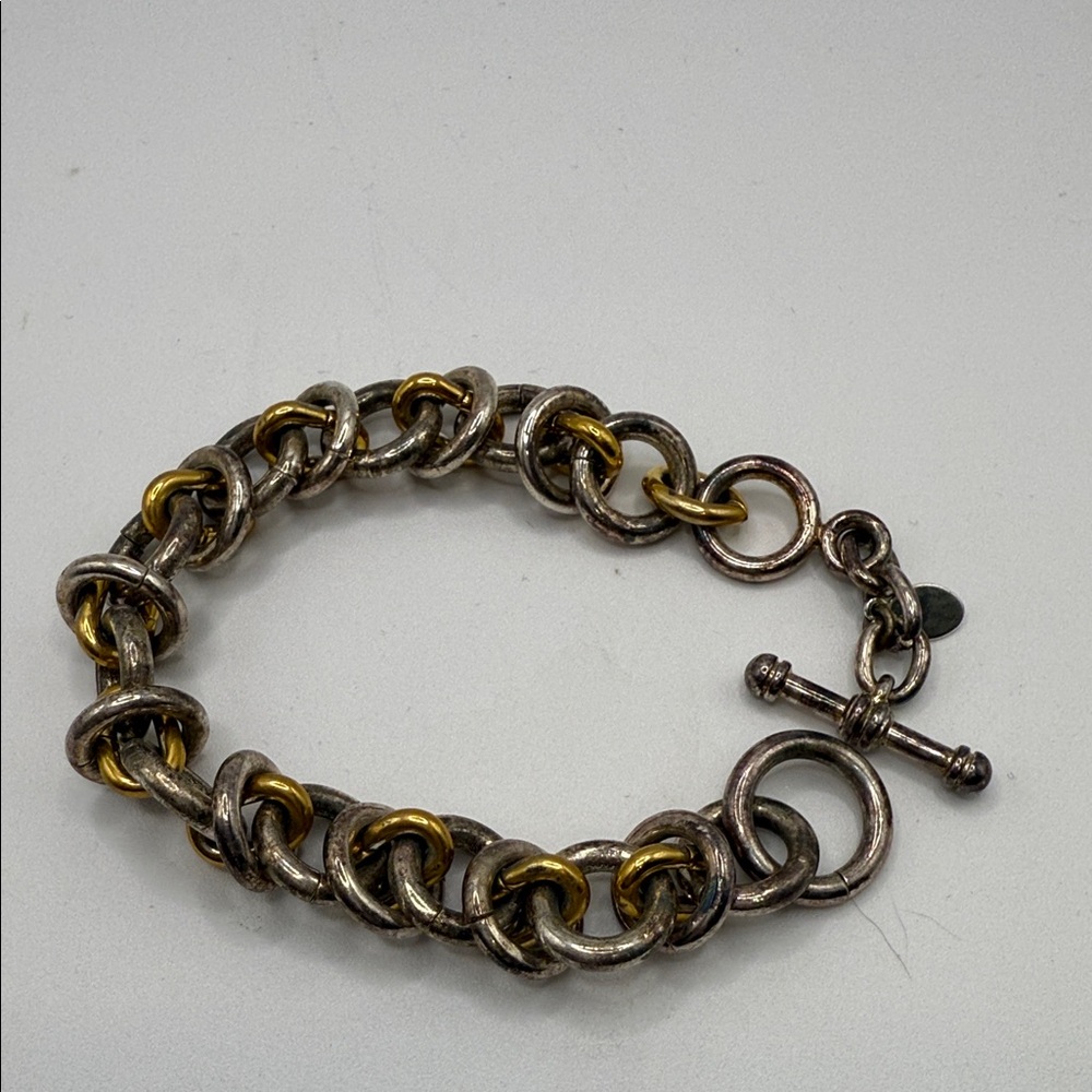 Elegant Two-Tone Chain Bracelet